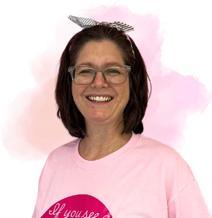 Aimee Day, sewing instructor at Sewista Studio teaching creative sewing for kids
